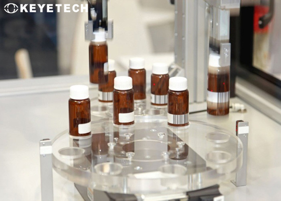 Máquina de Inspección Visual para la Detección de Defectos en el Empaquetado de Plásticos Médicos