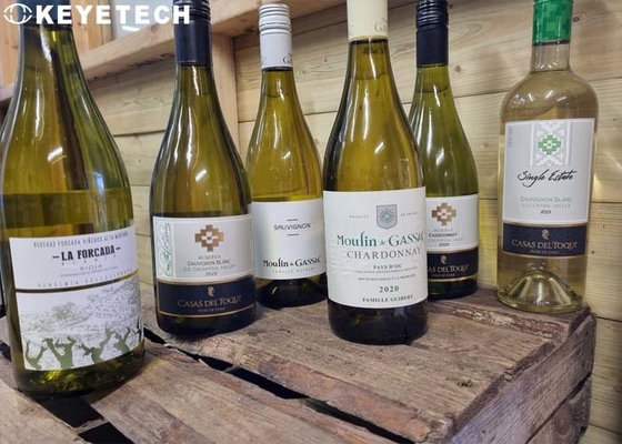 El sistema de inspección de empaquetado visual del defecto del vino blanco del AI conecta con la bodega