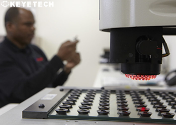 O Ring Quality Inspection Machine Convey con la placa vibrante de cristal